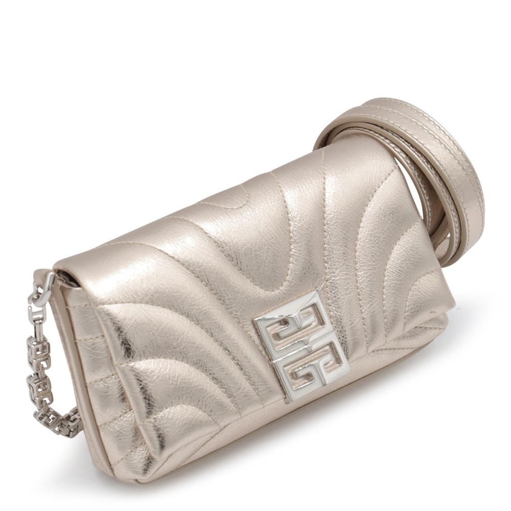 GIVENCHY
GOLD METAL LEATHER 4G SOFT MICRO SHOULDER BAG - Picture 3 of 3